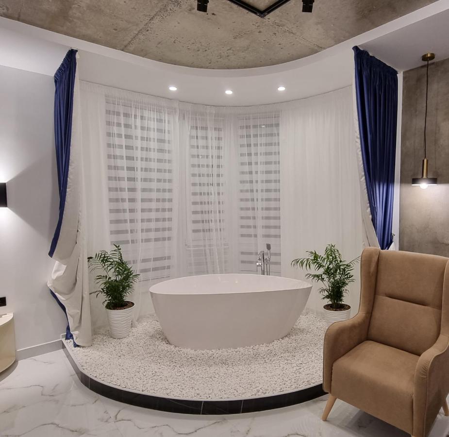 Неймовірний Пентхаус "Сьоме Небо" Uschhorod Exterior foto